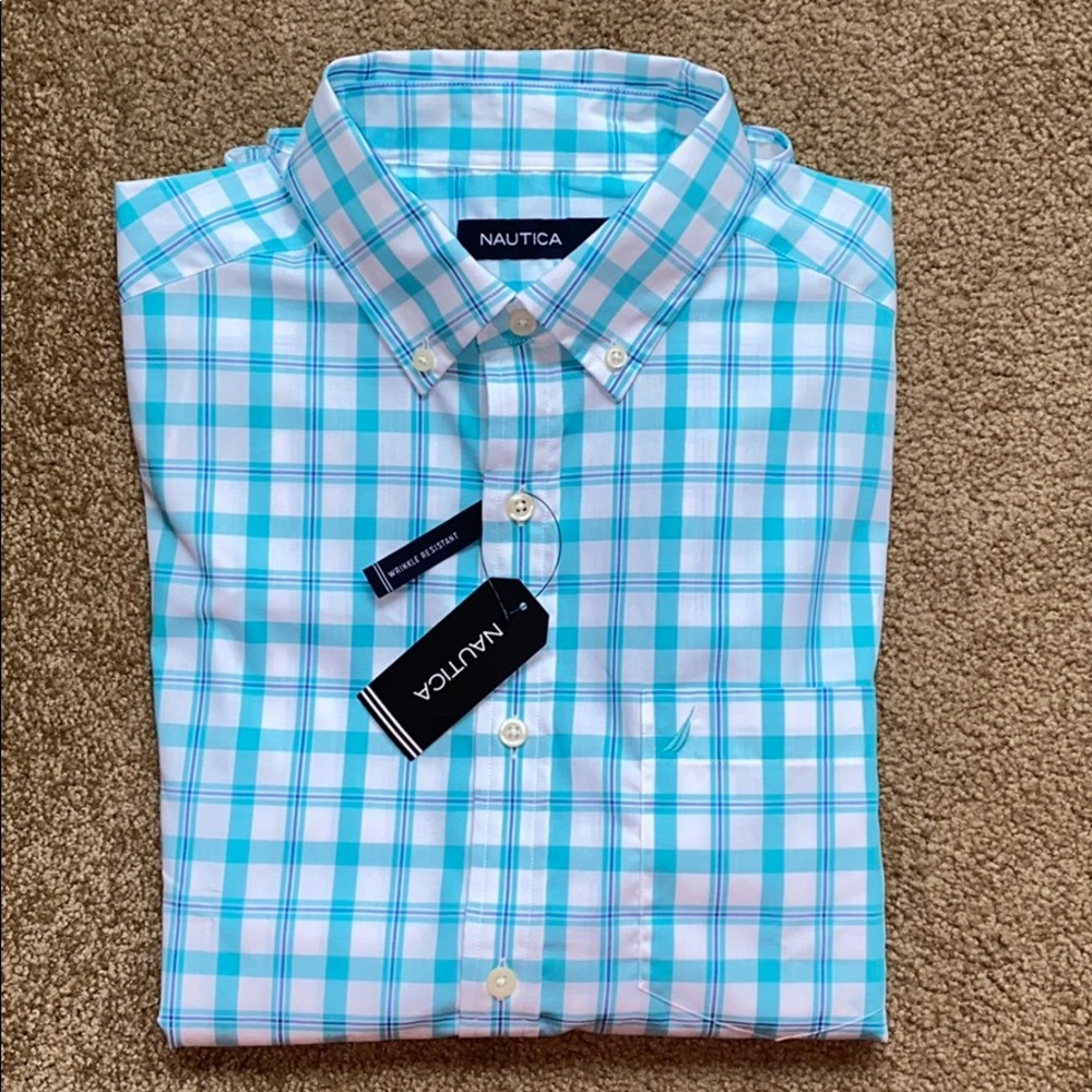 Nautica men’s long sleeved Medium shirt